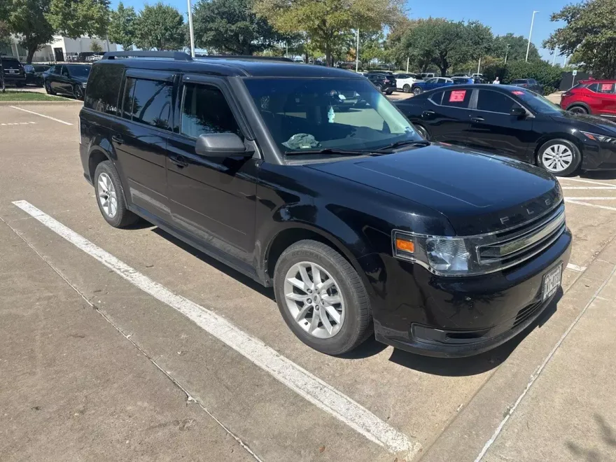 2019 Ford Flex SE photo 1