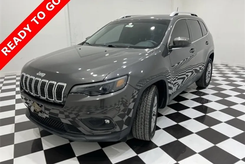 2019 Jeep Cherokee Latitude photo 1
