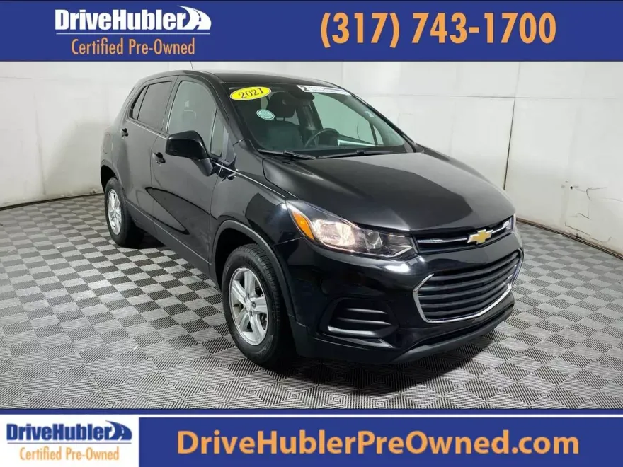 2021 Chevrolet Trax LS photo 1