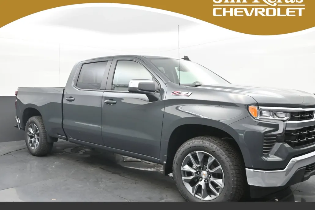 2025 Chevrolet Silverado 1500 LT photo 1