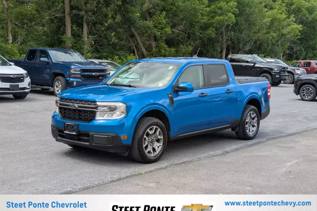 2022 Ford Maverick XLT photo 1