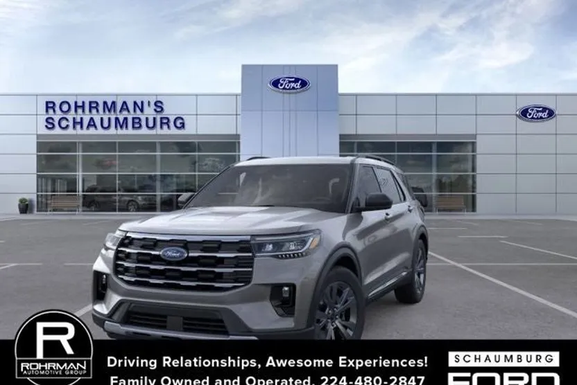 2025 Ford Explorer photo 1