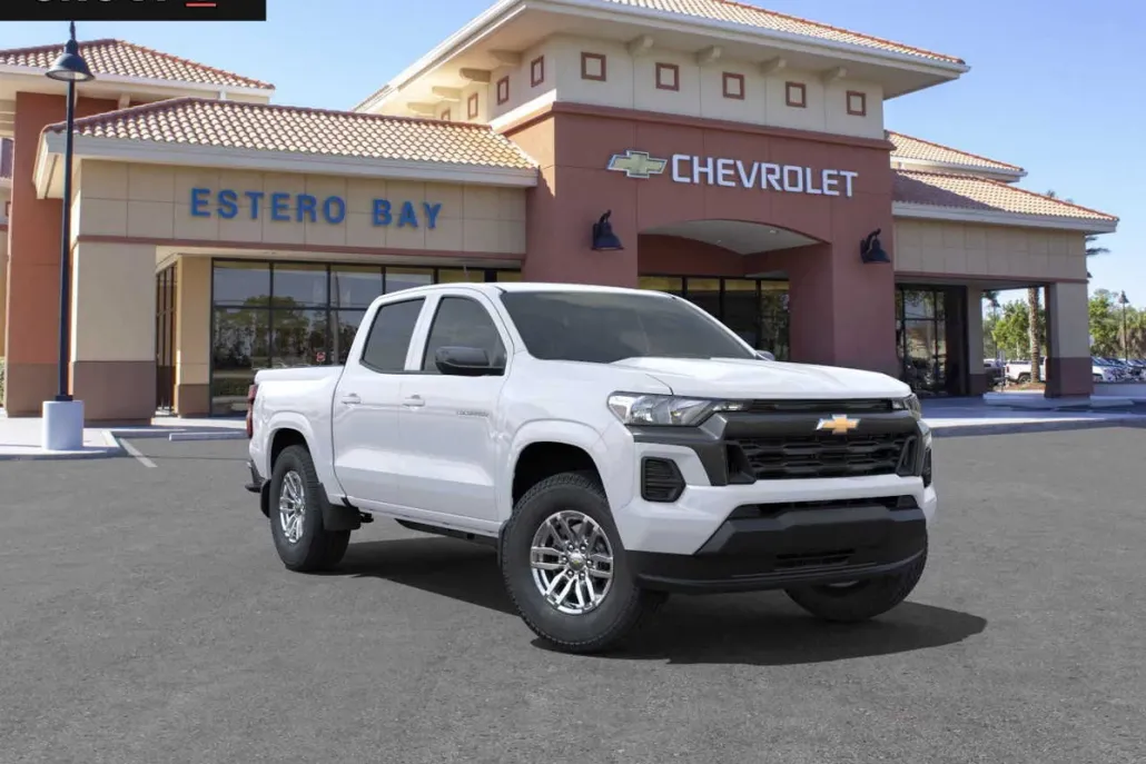2025 Chevrolet Colorado Work Truck LT photo 1