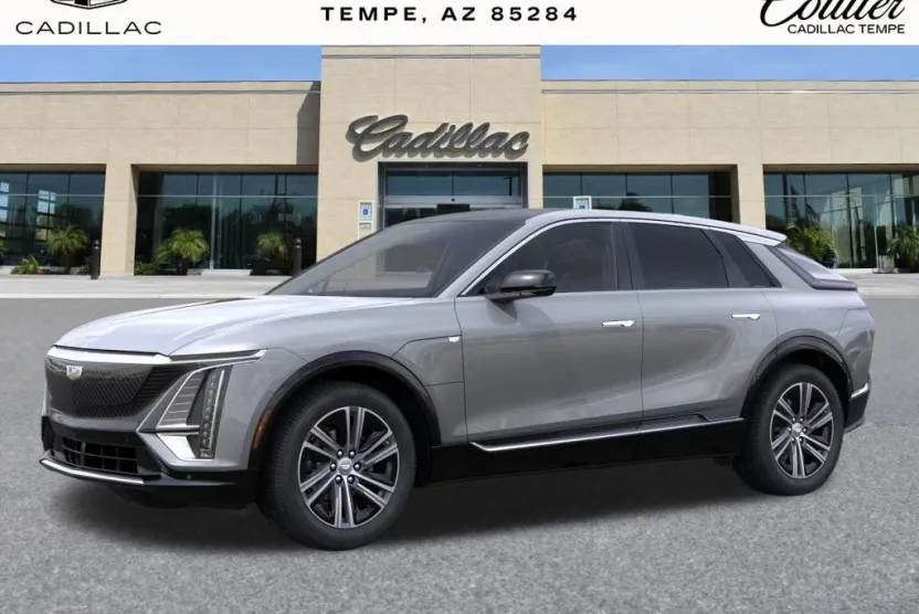 2025 Cadillac Lyriq Luxury photo 1