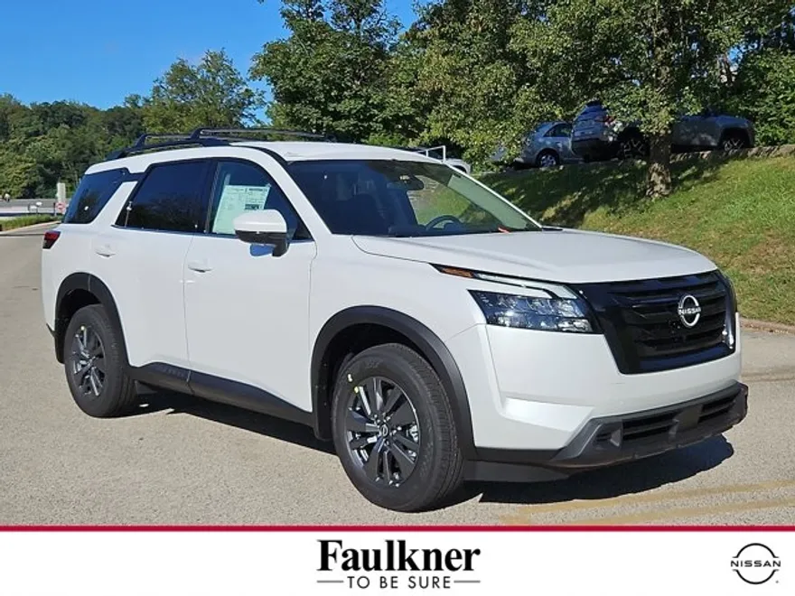 2025 Nissan Pathfinder SV photo 1