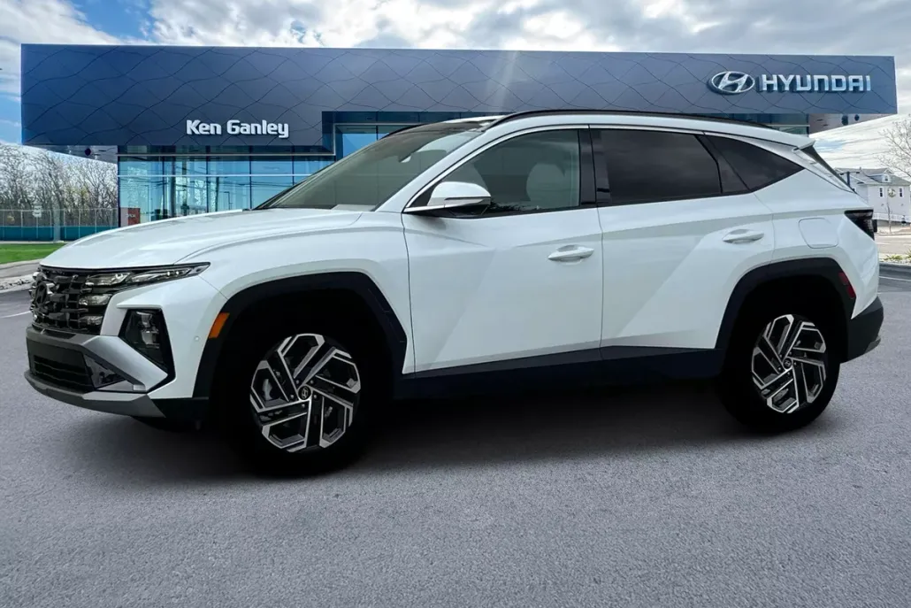 2025 Hyundai Tucson Hybrid Limited photo 1