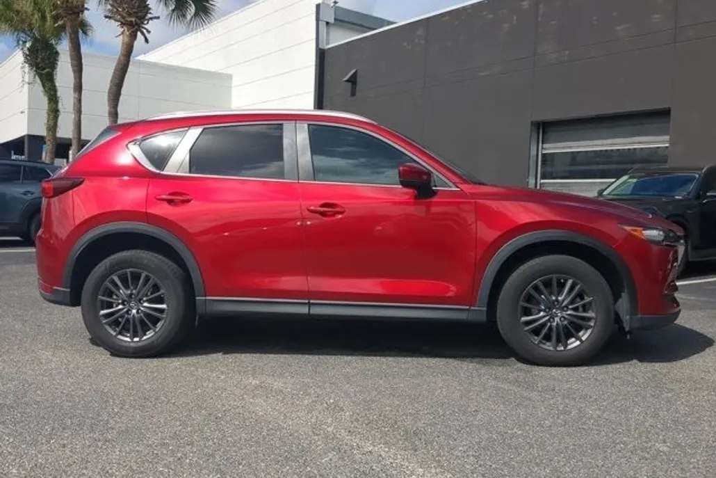 2020 Mazda CX-5 Touring photo 1