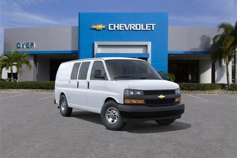 2025 Chevrolet Express Cargo 2500 photo 1