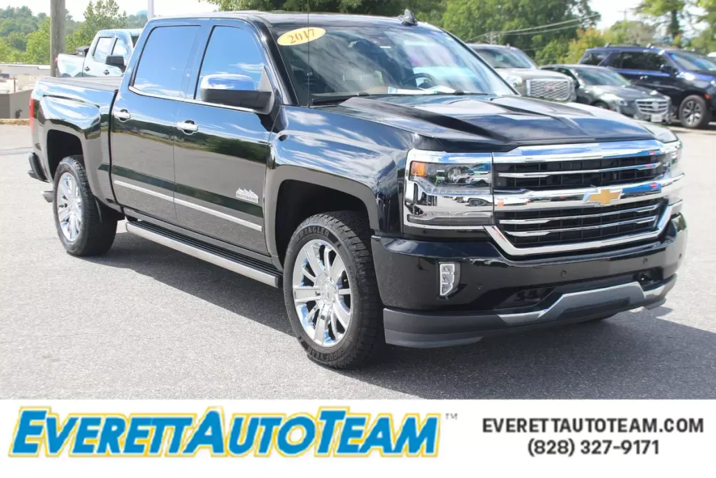 2017 Chevrolet Silverado 1500 High Country photo 1