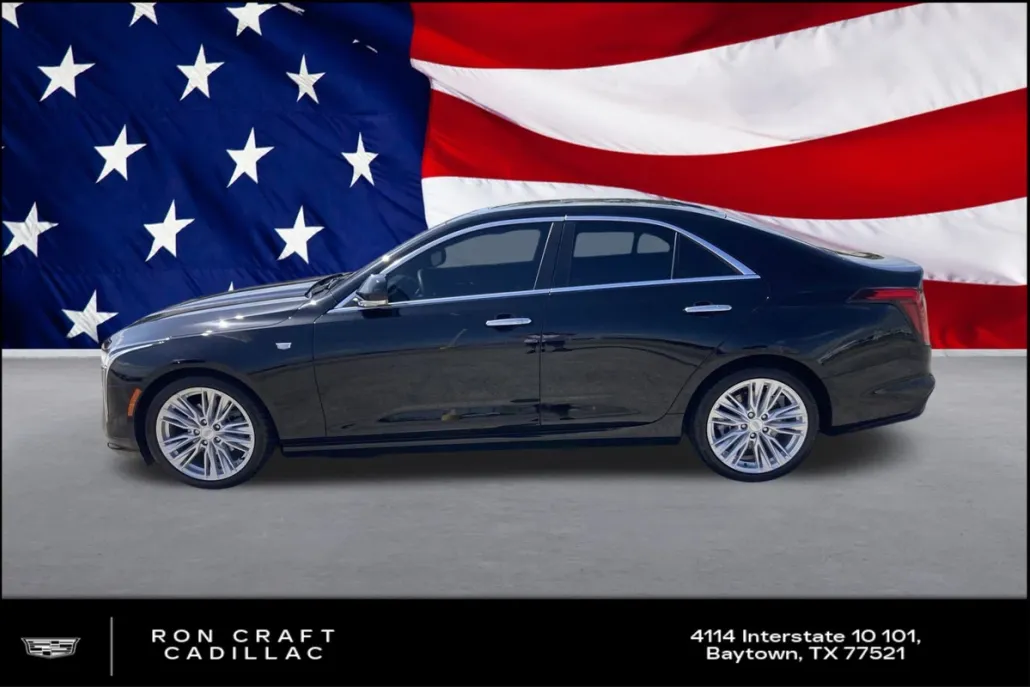 2024 Cadillac CT4 Premium Luxury photo 1