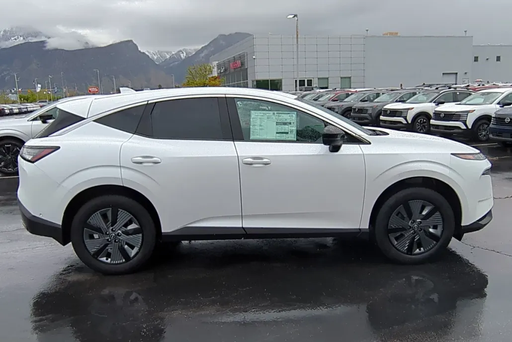 2025 Nissan Murano SL photo 1