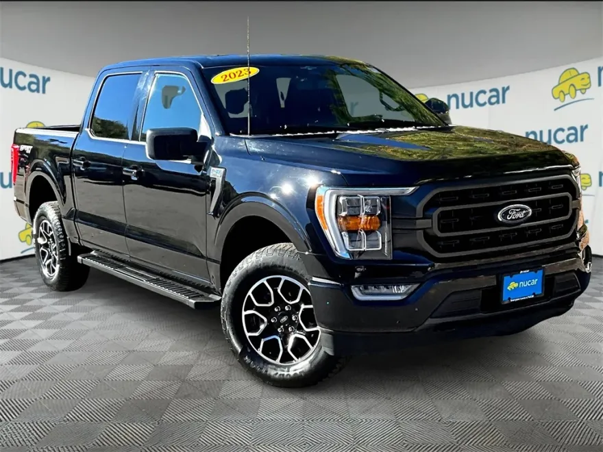 2023 Ford F-150 XLT photo 1