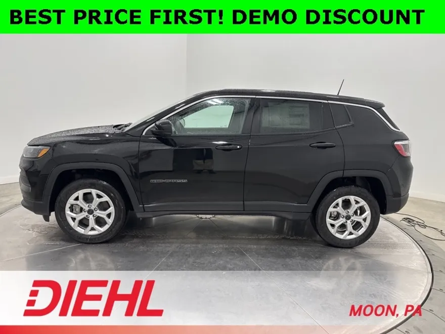 2025 Jeep Compass Sport photo 1
