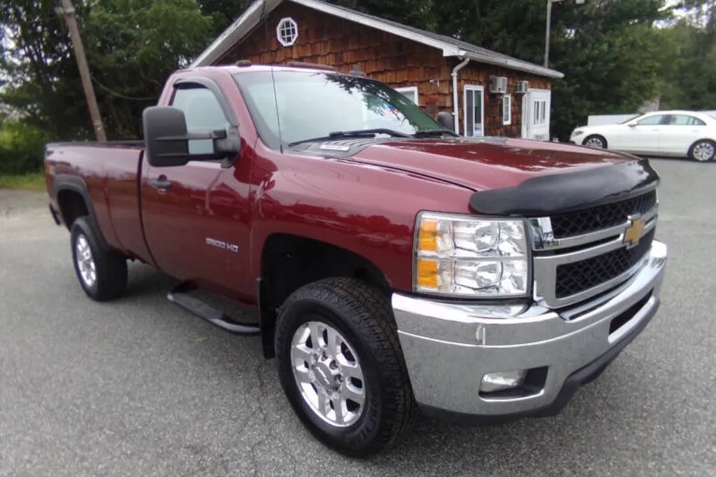 2013 Chevrolet Silverado 2500HD LT photo 1