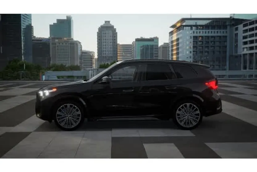 2025 Bmw X1 XDrive28i photo 1