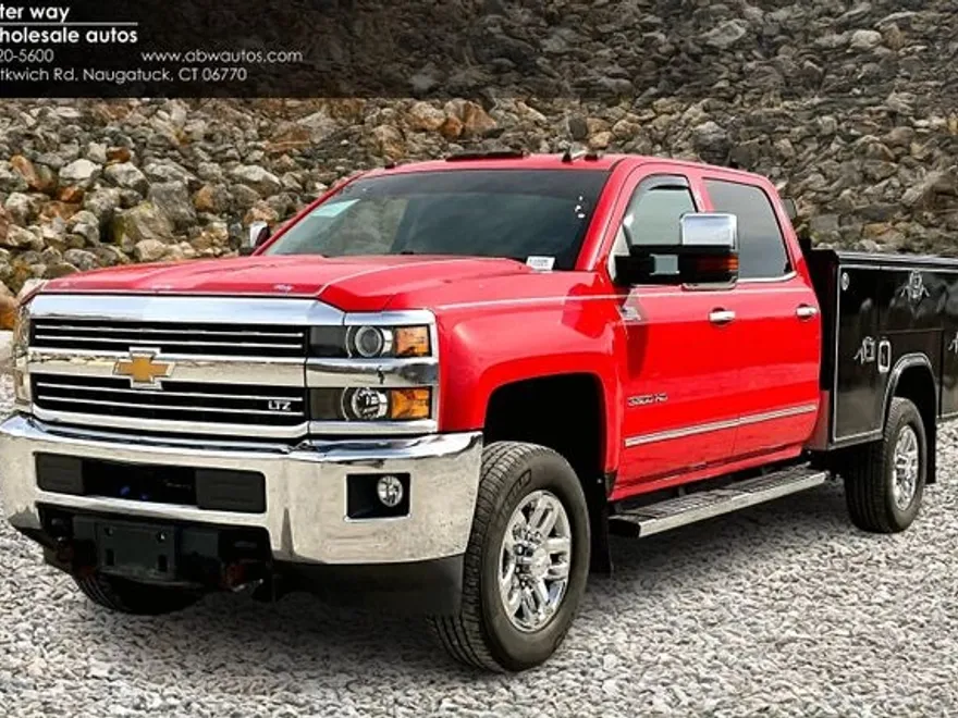 2016 Chevrolet Silverado 3500HD LTZ photo 1