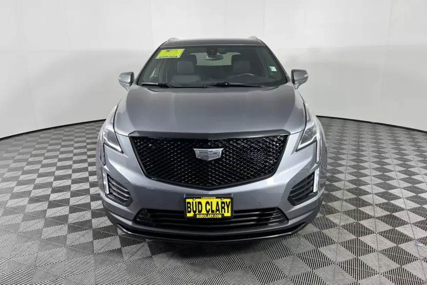 2022 Cadillac XT5 Luxury photo 1