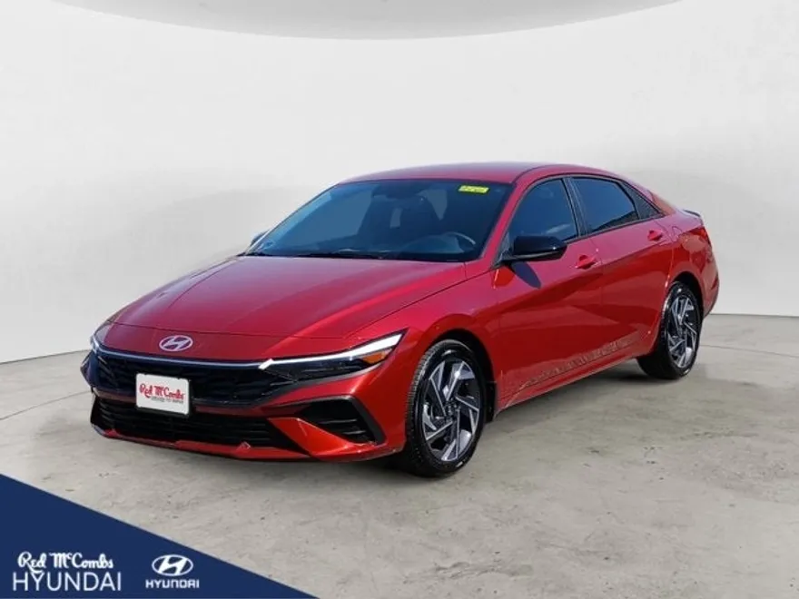 2025 Hyundai Elantra SEL Sport photo 1