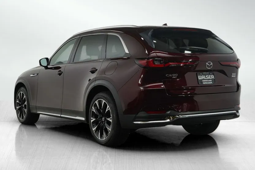 2024 Mazda CX-90 Premium photo 1