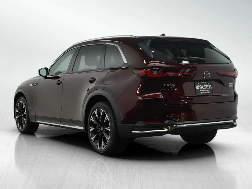2024 Mazda CX-90 Premium photo 1