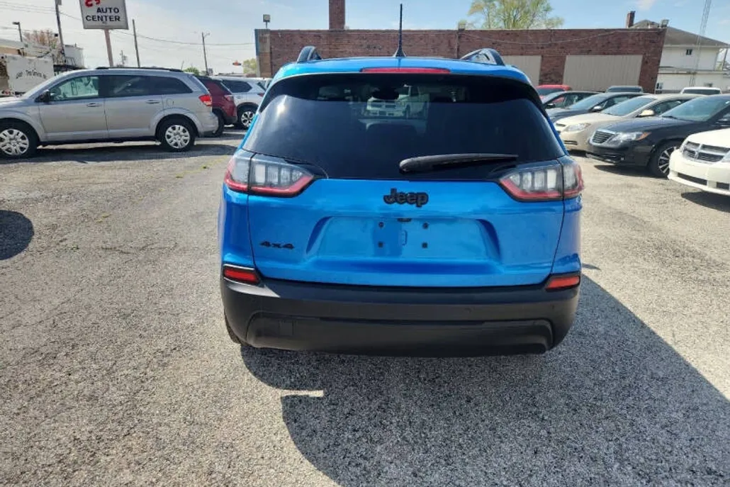 2021 Jeep Cherokee Altitude photo 1