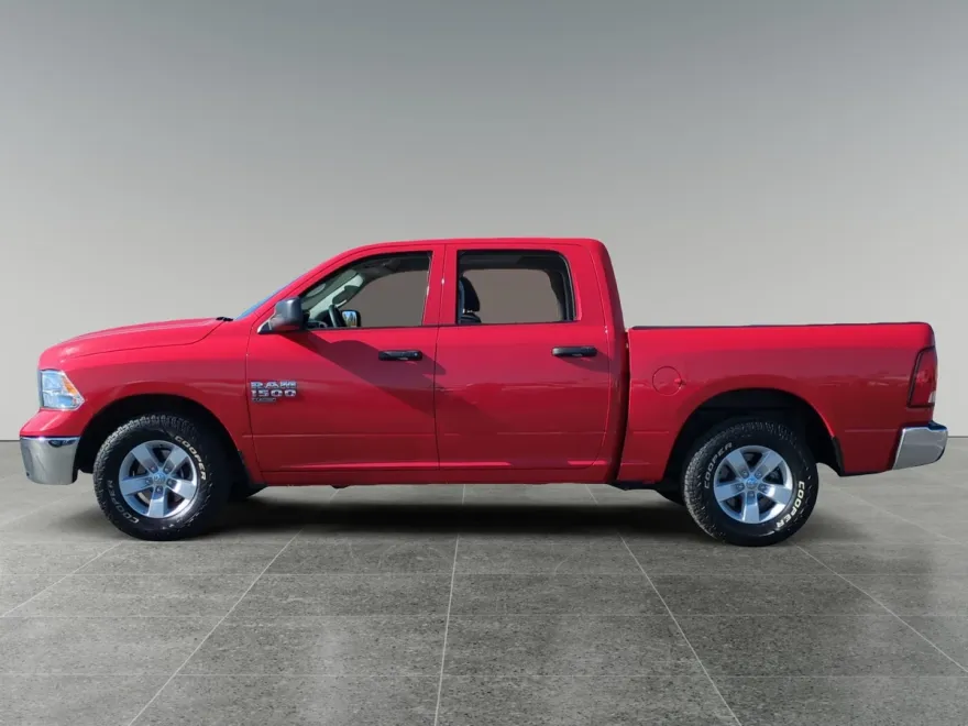 2022 Ram 1500 Classic SLT photo 1