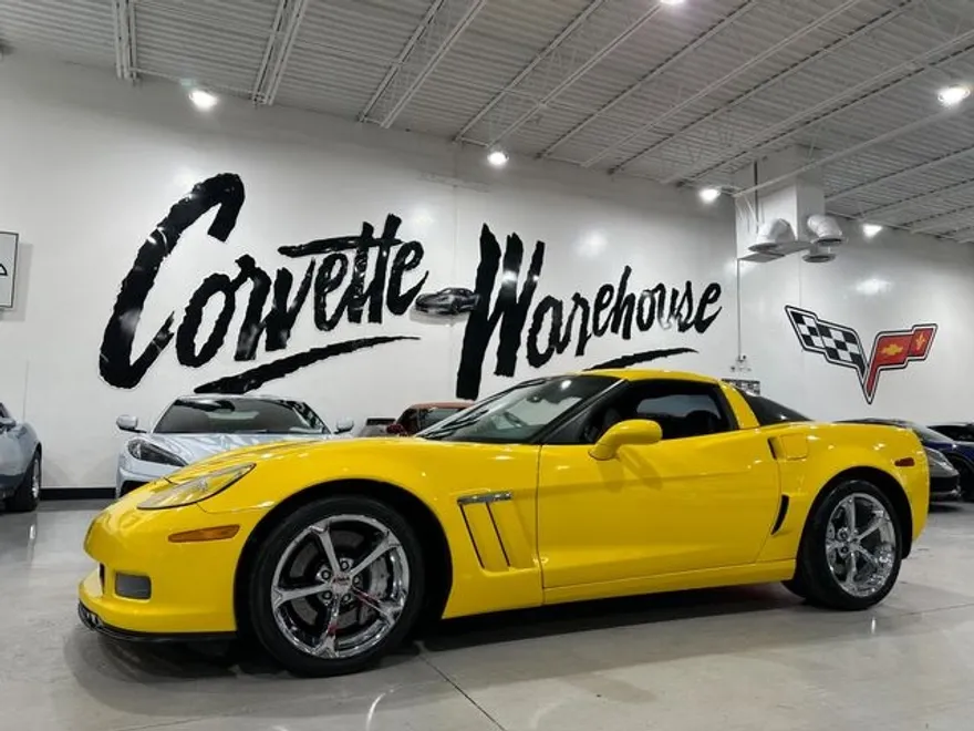 2010 Chevrolet Corvette 1LT photo 1