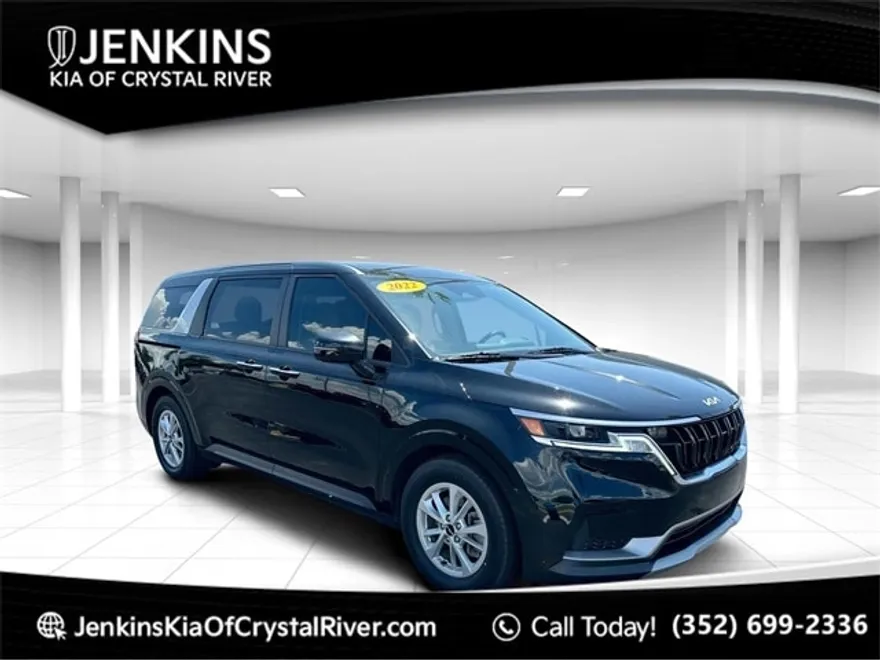2022 Kia Carnival LXS photo 1