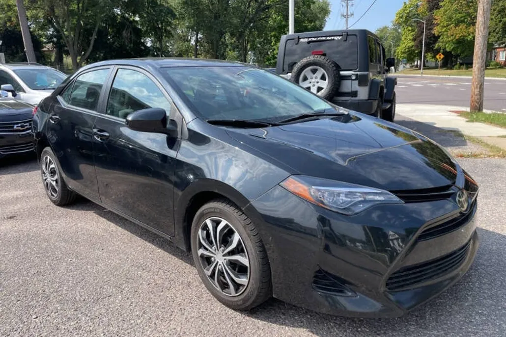 2017 Toyota Corolla XLE XSE Special Edition photo 1