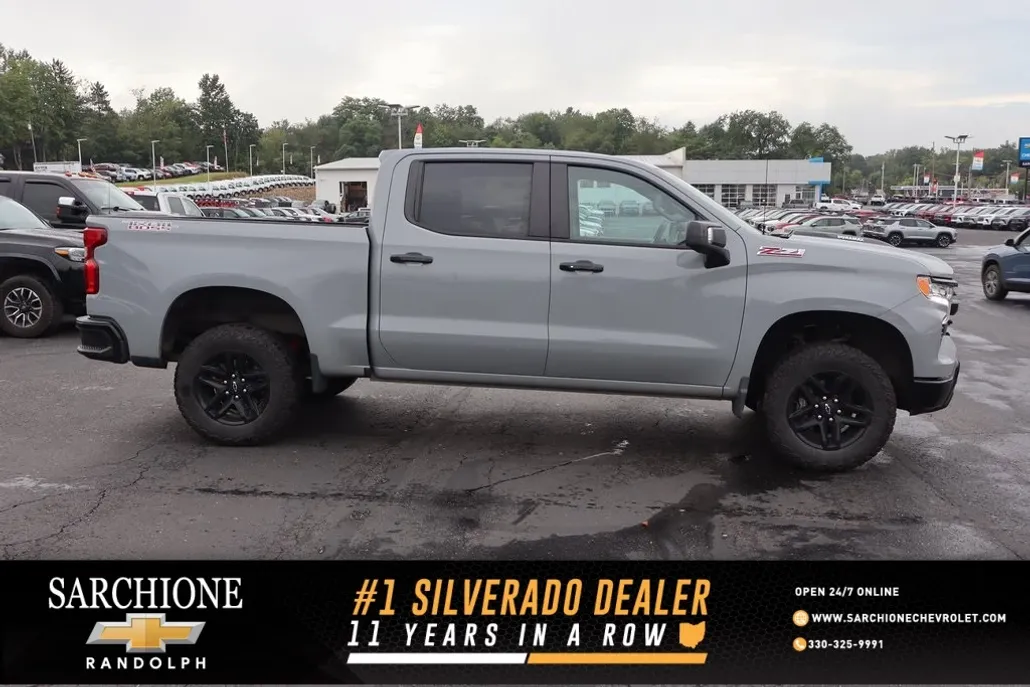2024 Chevrolet Silverado 1500 LT Trail Boss photo 1