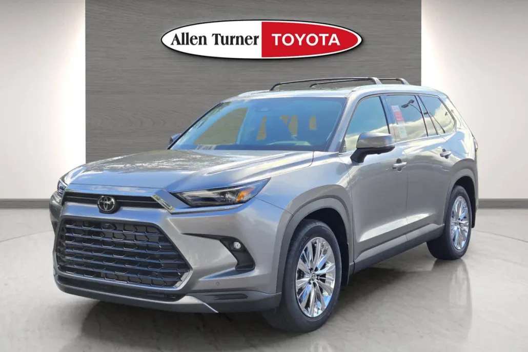 2026 Toyota Grand Highlander Limited photo 1