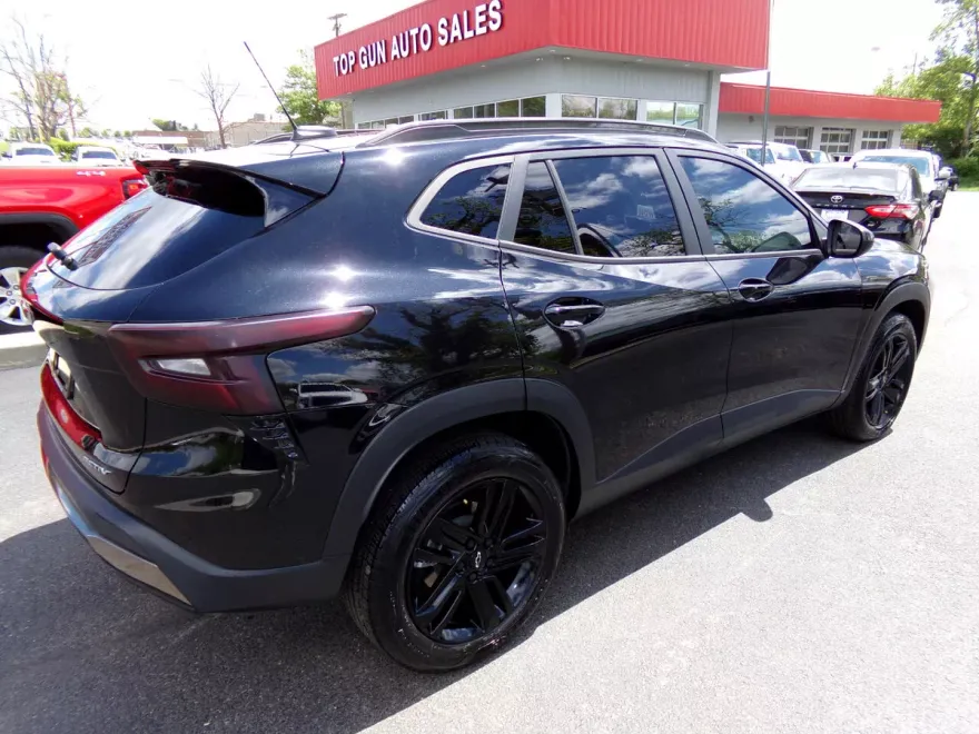 2024 Chevrolet Trax ACTIV photo 1