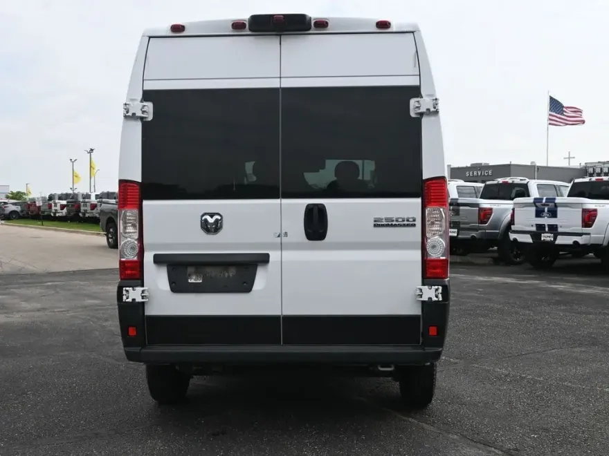 2023 Ram ProMaster 2500 photo 1