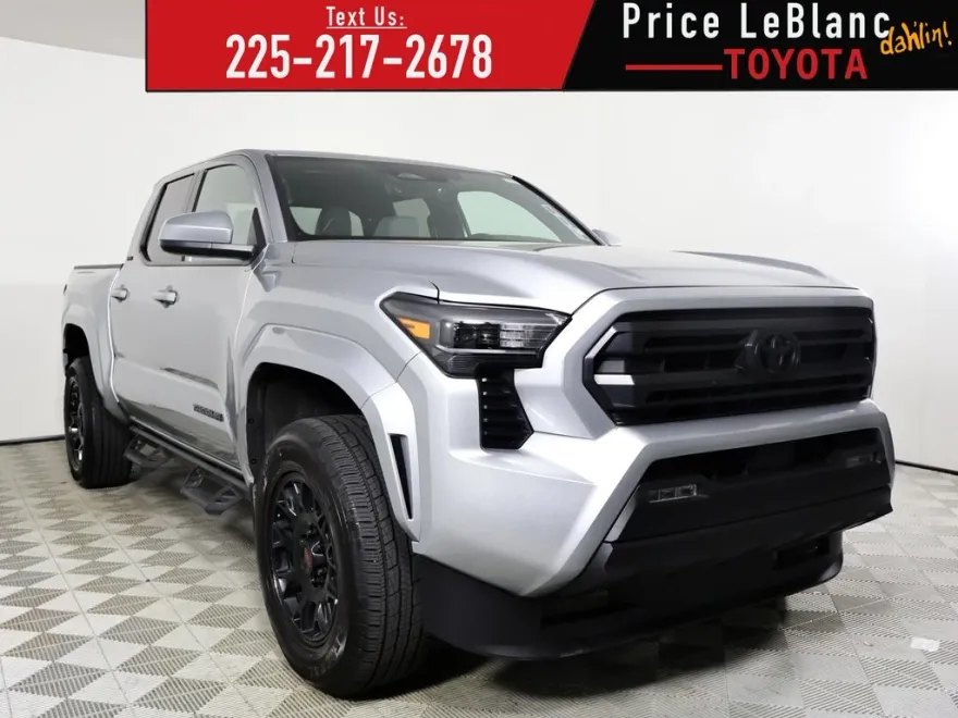 2024 Toyota Tacoma SR5 photo 1