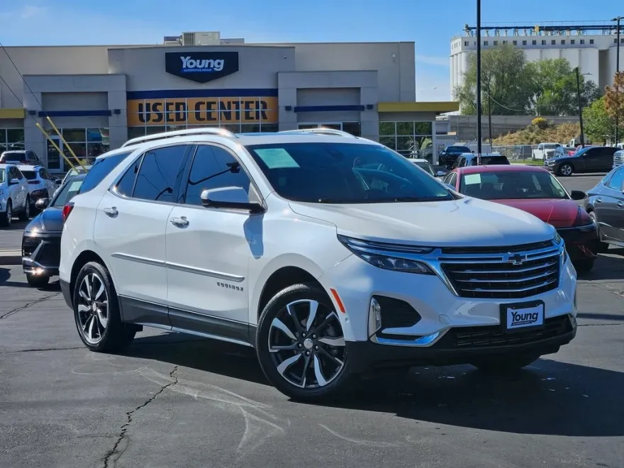 2022 Chevrolet Equinox Premier photo 1