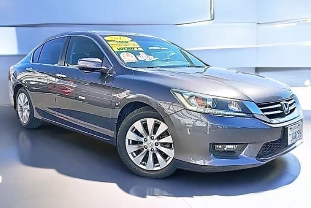 2015 Honda Accord EX photo 1