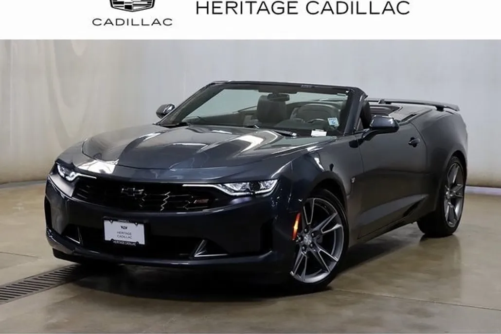 2019 Chevrolet Camaro 2LT 3LT photo 1