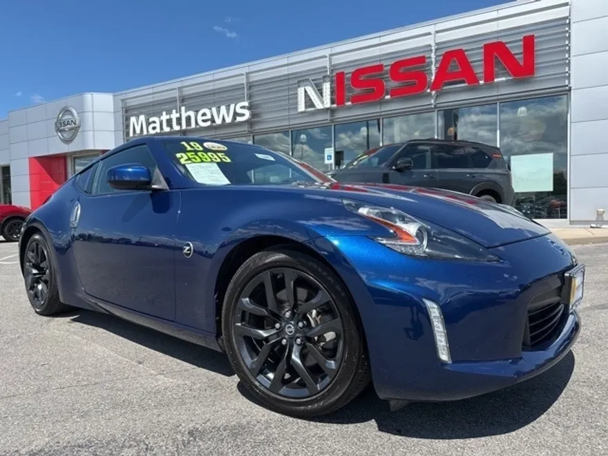 2019 Nissan 370Z Base photo 1