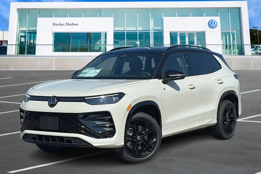 2025 Volkswagen Tiguan SE R-Line Black photo 1