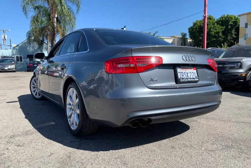 2013 Audi A4 2.0T Premium Plus photo 1