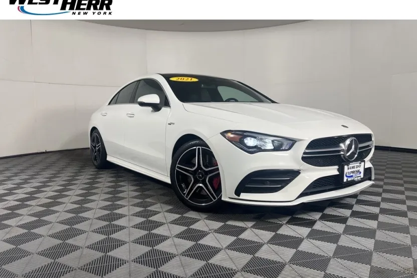 2021 Mercedes Benz CLA AMG 35 4MATIC photo 1