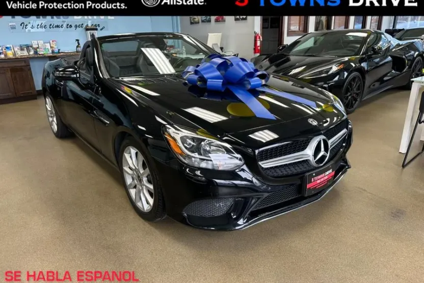 2017 Mercedes Benz SLC 300 photo 1