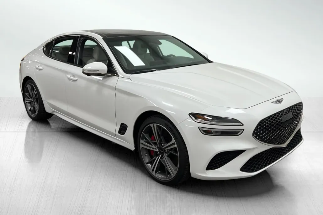 2025 Genesis G70 3.3T Sport Prestige photo 1