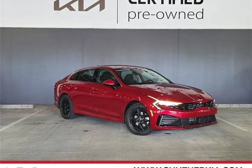 2025 Kia K5 LXS photo 1