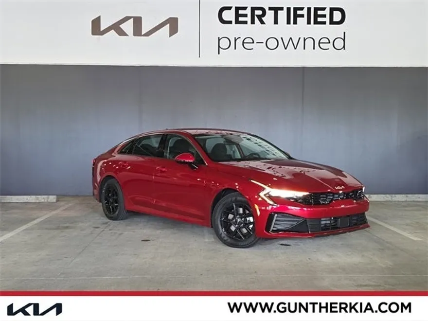2025 Kia K5 LXS photo 1