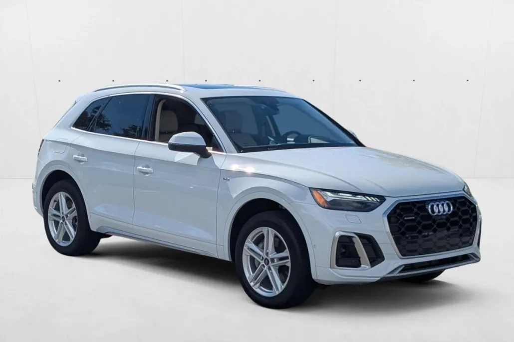 2024 Audi Q5 S line Premium Prestige photo 1