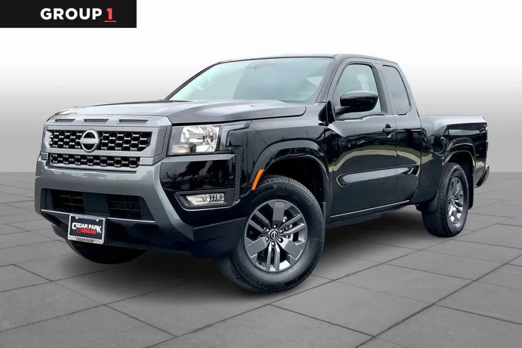 2025 Nissan Frontier SV photo 1