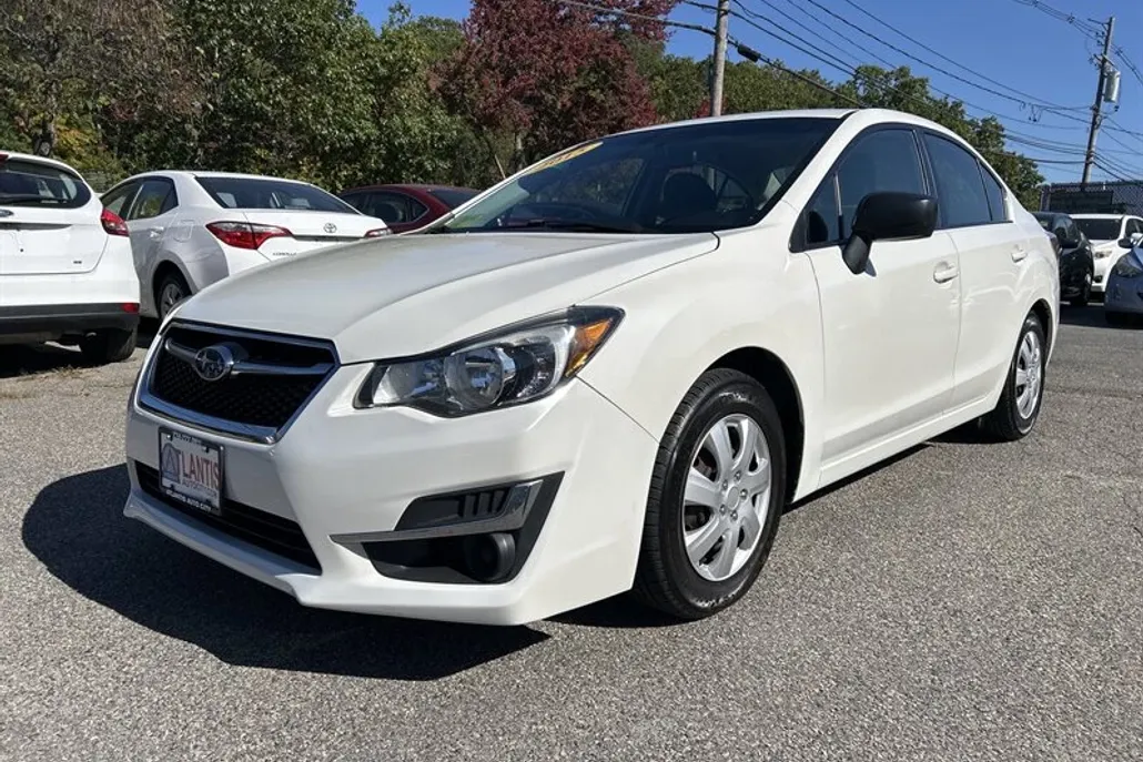 2015 Subaru Impreza 2.0i photo 1