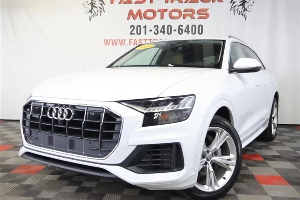 2020 Audi Q8 Premium Plus photo 1