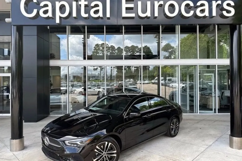 2025 Mercedes Benz CLA 250 photo 1